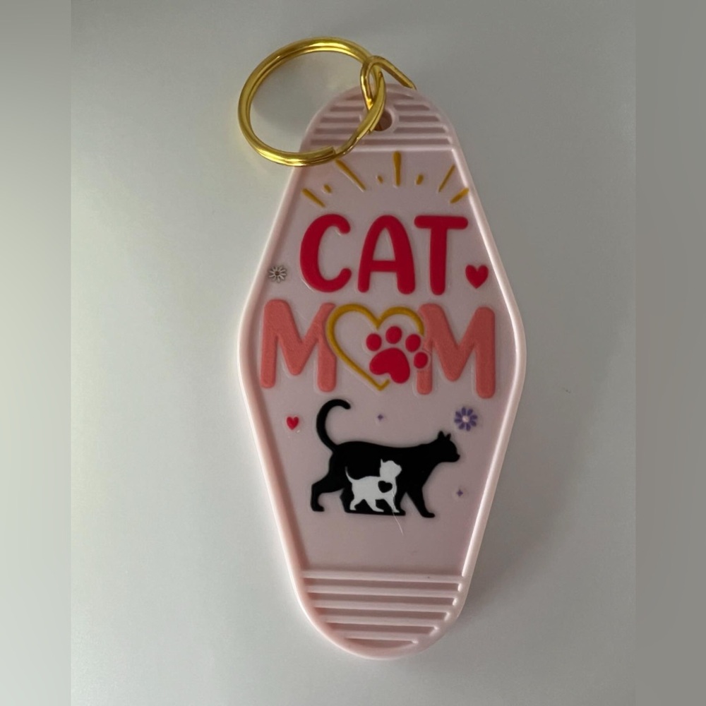Cat mom motel keychain